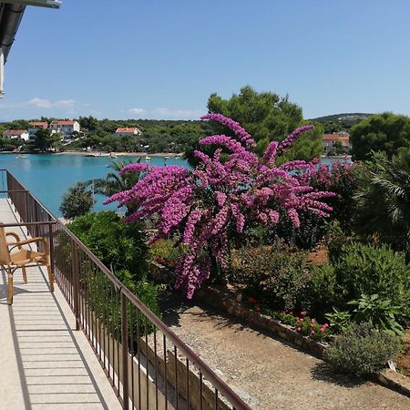 Trim Rooms And Apartments Lovište Dış mekan fotoğraf