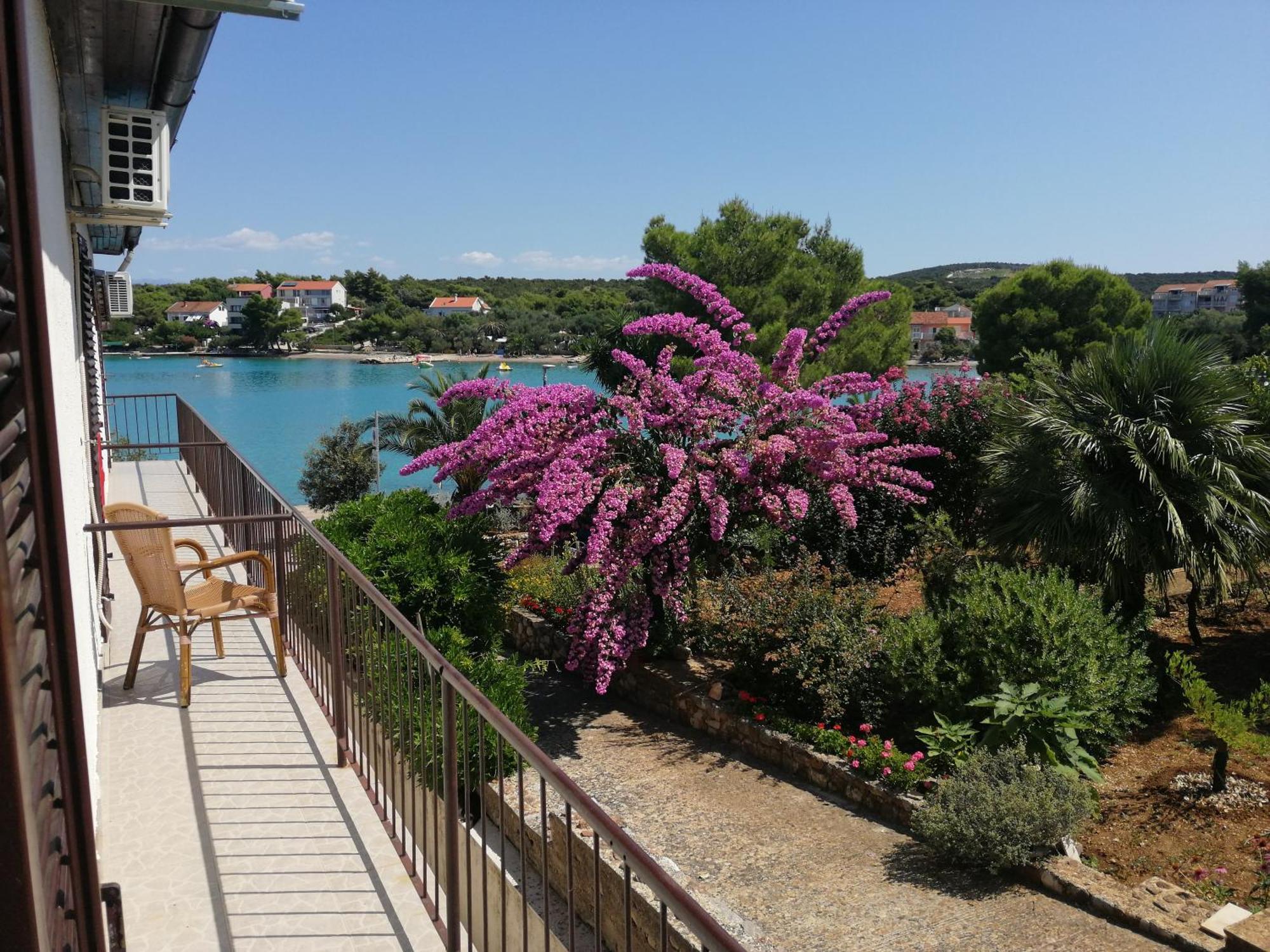 Trim Rooms And Apartments Lovište Dış mekan fotoğraf