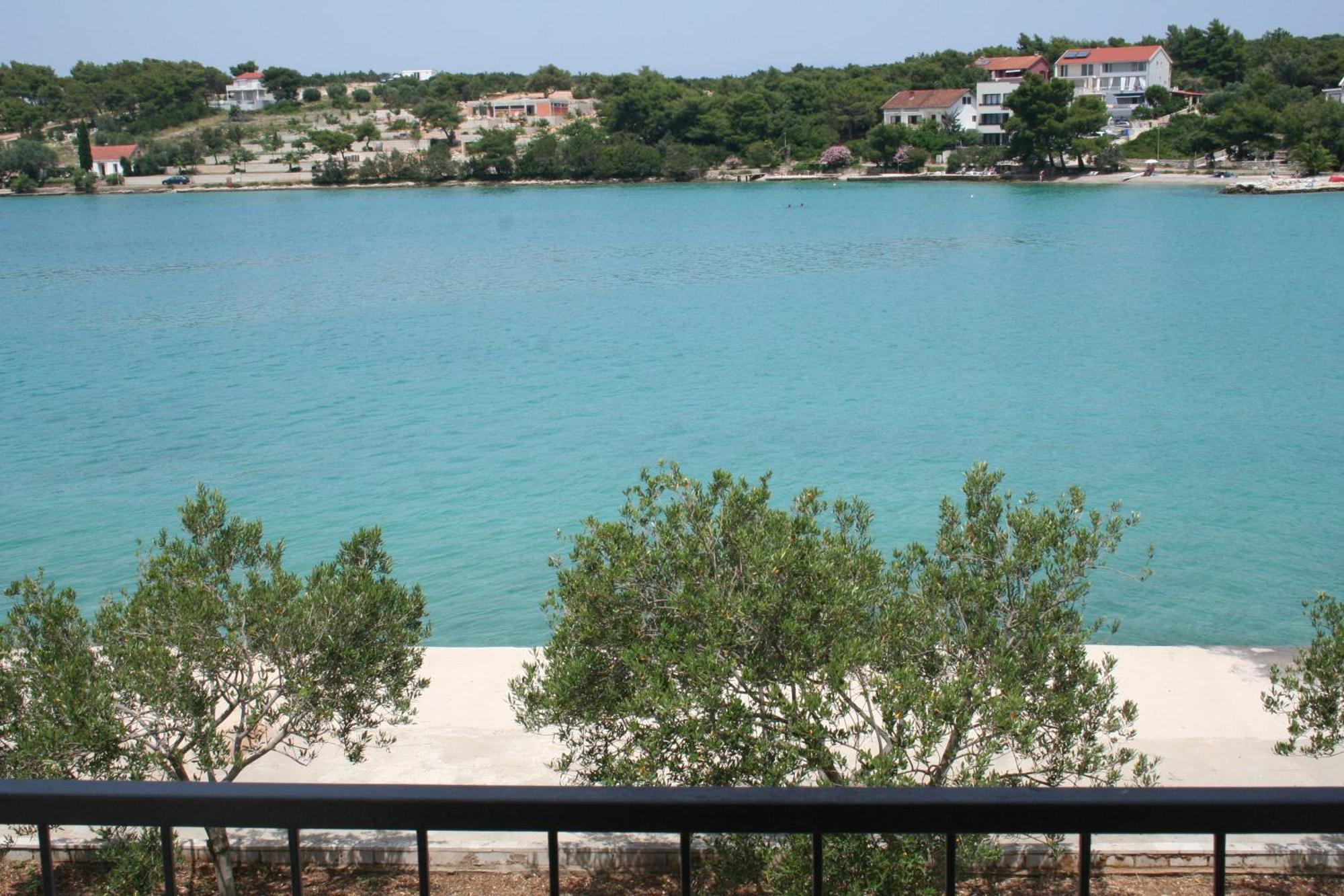 Trim Rooms And Apartments Lovište Dış mekan fotoğraf